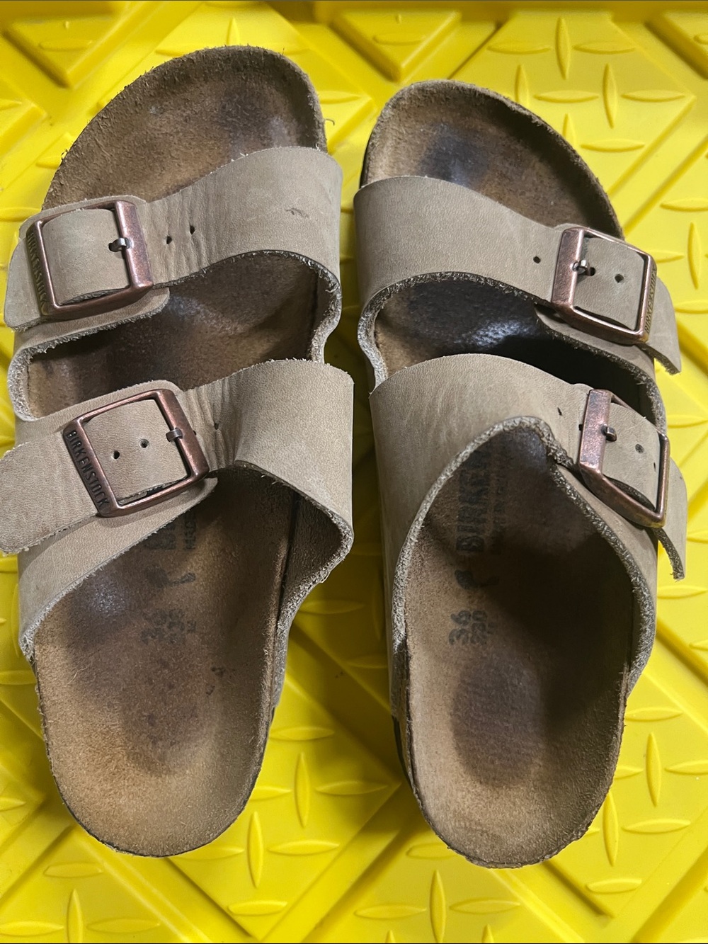 Arizona Birkenstocks in Taupe